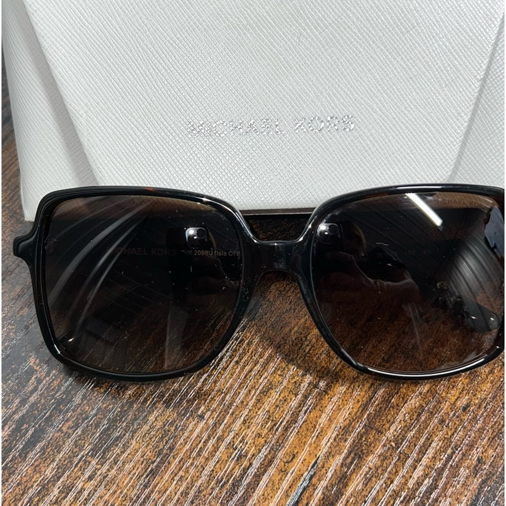 Michael Kors Tortoise shell isle of psalms sunglasses
